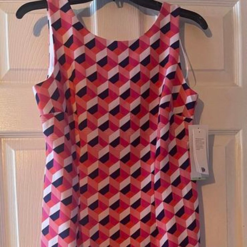 Women's dress  size 8p.   Peach, Blue and white.  New with Tags..  AMANDA LANE..